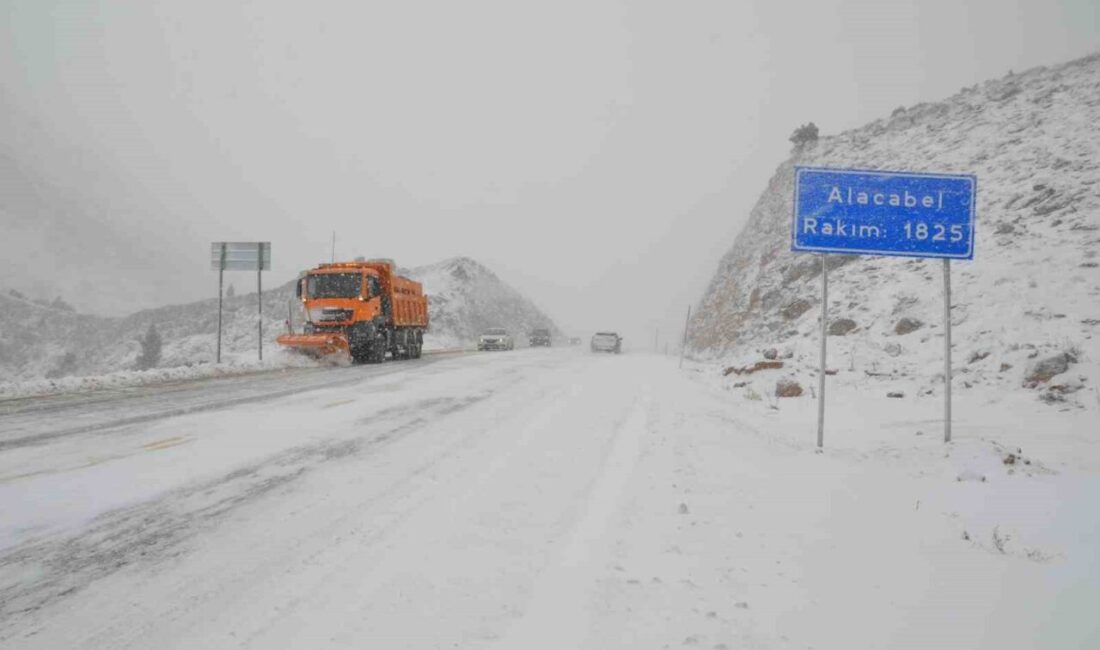 Antalya-Konya karayolunda ulaşım normale döndü. Gece saatlerinde 23.00 sıralarında başlayan
