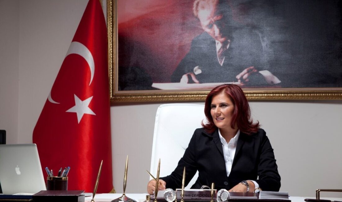Aydın Büyükşehir Belediye Başkanı Özlem Çerçioğlu, “25 Kasım Kadına Yönelik