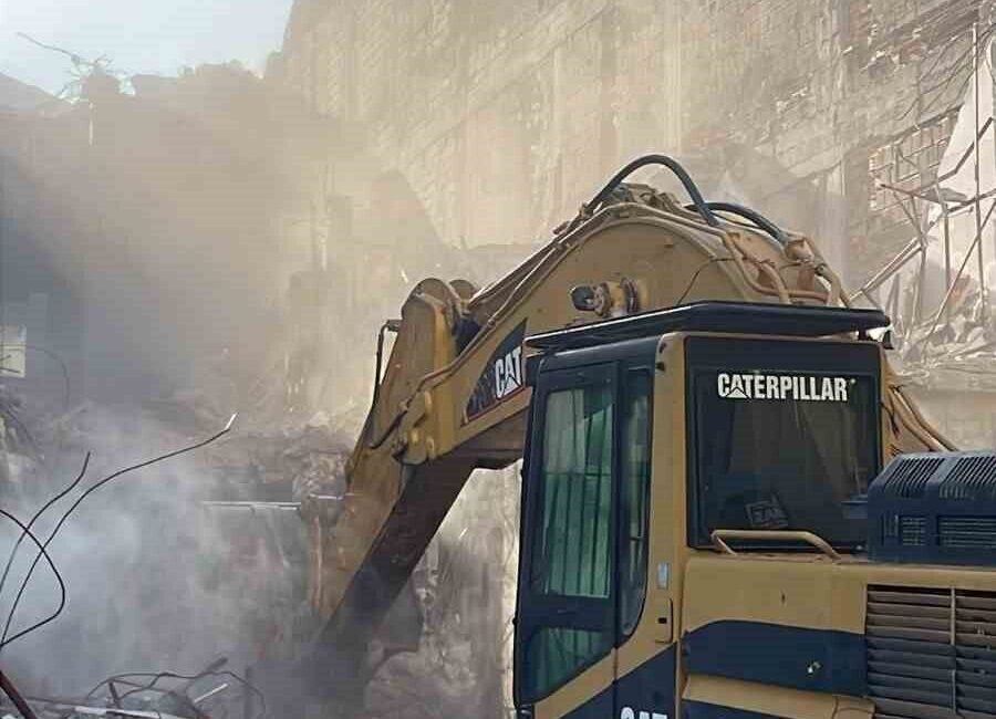 Güngören’de binanın çökmesi ile 2 kişinin enkaz altında kaldığı olaya