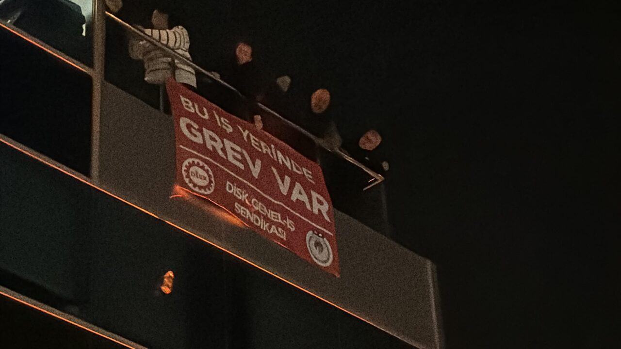 - DİSK Genel İş İzmir 6 Nolu Şube Başkanı Değer