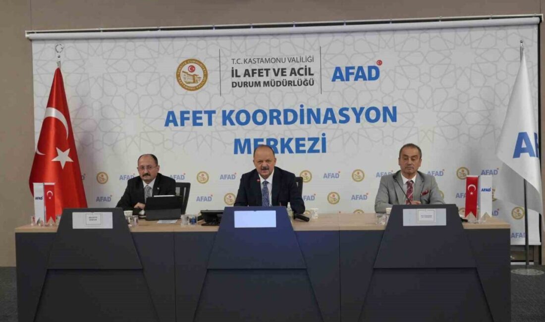 Meteoroloji Genel Müdürlüğünün hafta sonu kar yağışı uyarısında bulunduğu Kastamonu’da