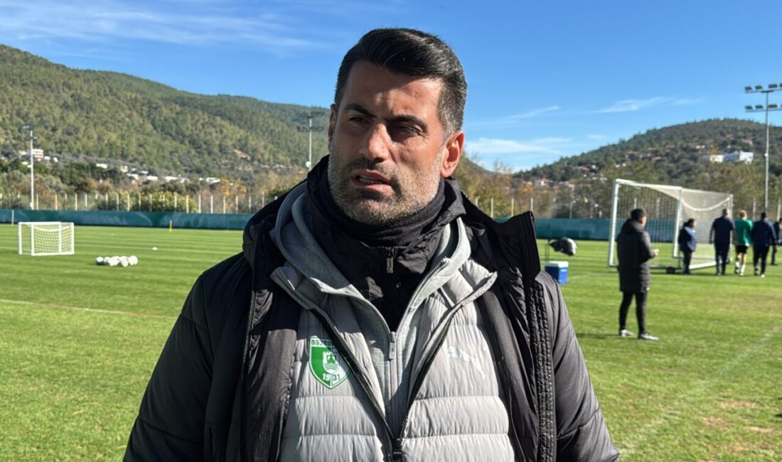 - Teknik direktör Volkan Demirel:
"Galatasaray'a karşı fazla üretkenlik sağlayamadık belki