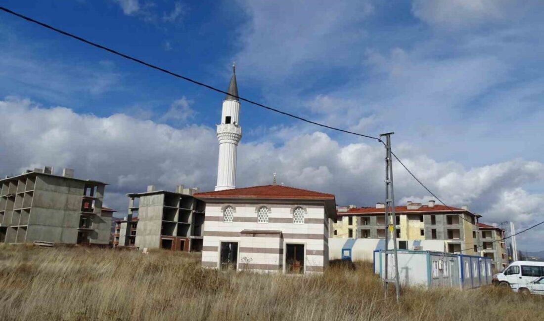 Kütahya’nın Hisarcık ilçesinde mevcut 198 TOKİ konutunun tamamlanması ve 40