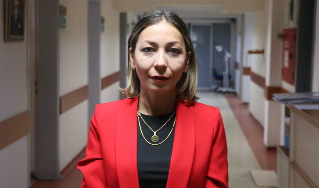 - Yaşadığı ülkede gittiği doktorların yumurtalık kistinin patladığı teşhisi sonrası