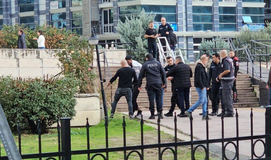 Balıkesir’in Edremit ilçesinde çıkarıldığı mahkemece tutuklanan ve polis ekipleri tarafından