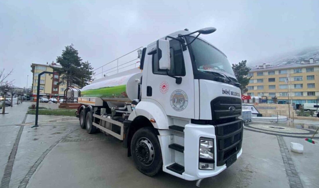 Eskişehir’de 4,5 milyon TL’ye alınan yeni arazöz İnönü Belediyesi araç