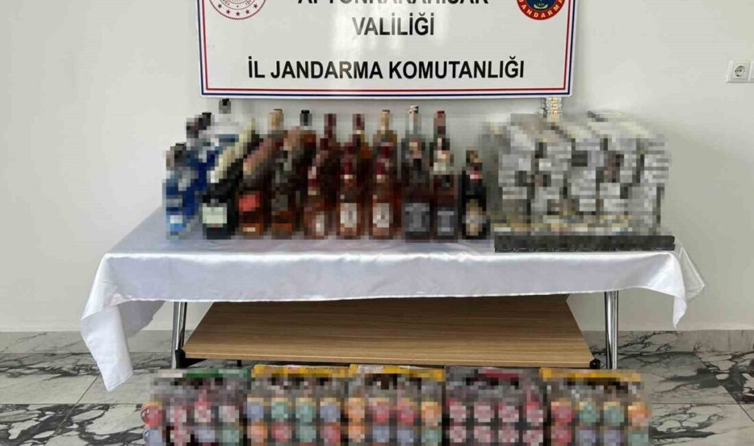 Afyonkarahisar’da jandarma ekipleri yetki belgesi olmadan alkol ve sigara satışı