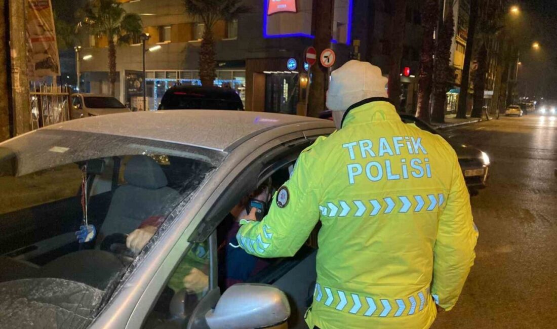 İzmir’de yılbaşı gecesi önlemleri kapsamında İl Emniyet Müdürlüğüne bağlı bin