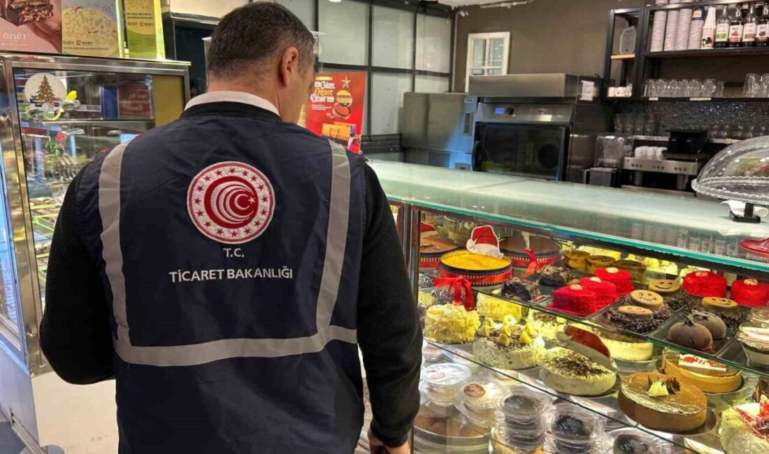 Ticaret Bakanlığına bağlı ekipler, İzmir’de restoran, pastane ve kafe başta