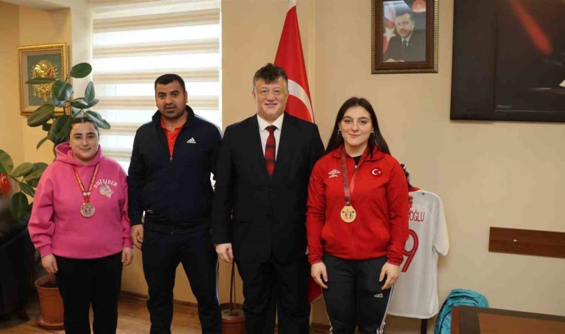 Aydın Gençlik ve Spor İl Müdürlüğü Spor Kulübü Sporcusu Burcu