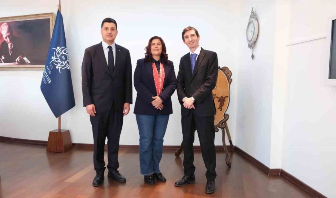 Aydın Büyükşehir Belediye Başkanı Özlem Çerçioğlu’na, İtalya’nın İzmir Konsolosu Daniele