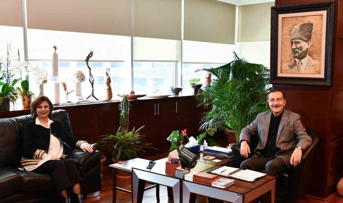Eskişehir Büyükşehir Belediye Başkanı Ayşe Ünlüce’nin, Tepebaşı Belediye Başkanı Dt.