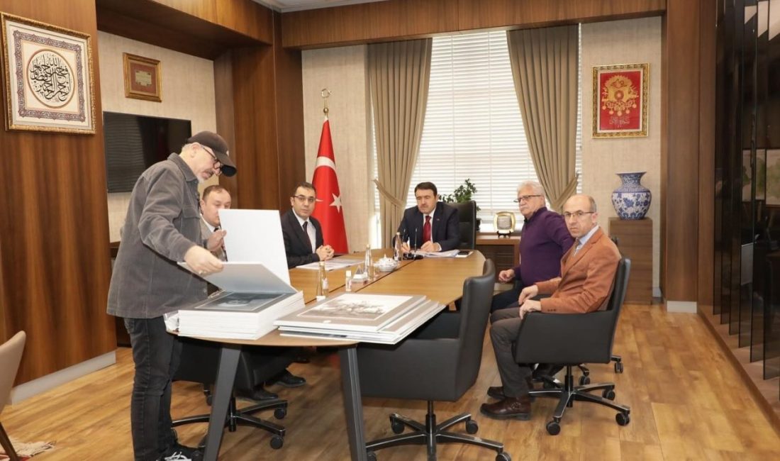 Dumlupınar Diorama Müzesi’nde yürütülen çalışmalar hız kesmeden devam ediyor. Müzedeki