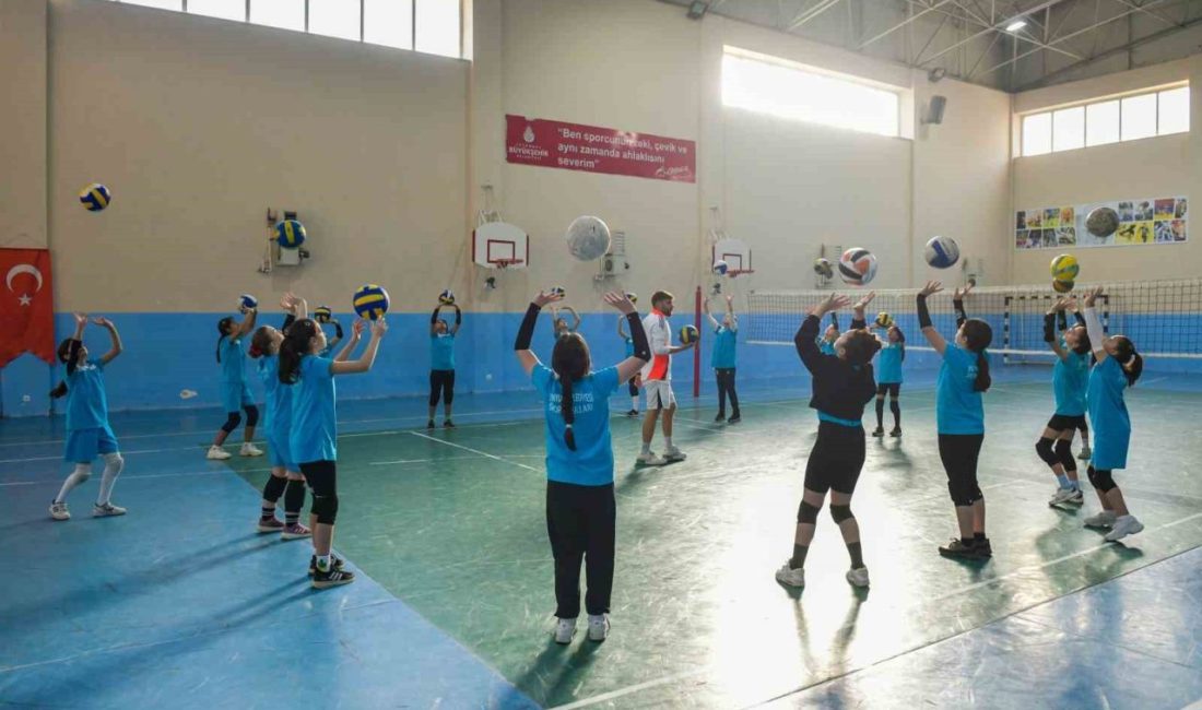 Esenyurtlu çocuklar, 14 farklı branştaki spor etkinlikleriyle eğlenceli bir sömestr
