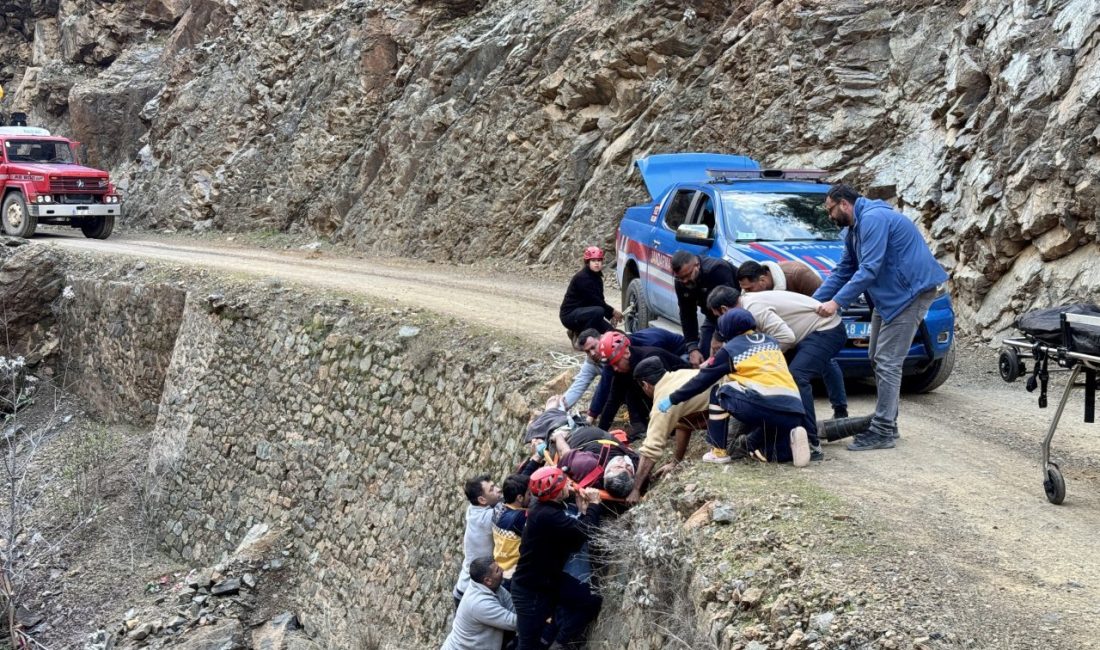 MUĞLA (AA) – Muğla'nın Fethiye ilçesinde dereye yuvarlanan motosiklet sürücüsü