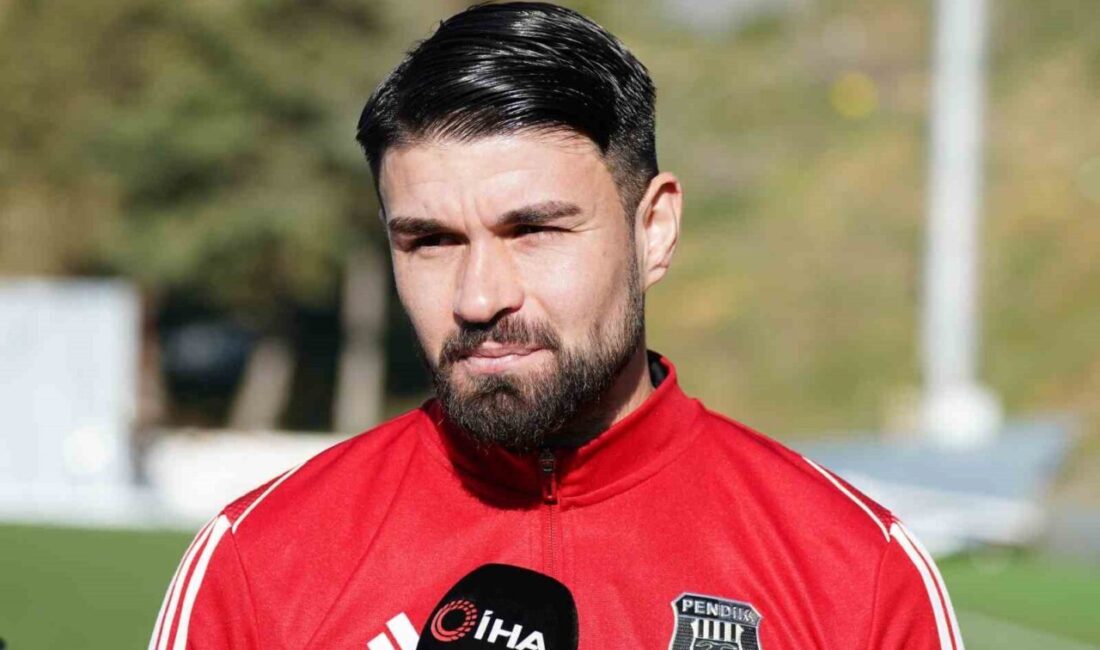 Pendiksporlu futbolcu Hasan Kılıç, Trendyol 1. Lig’de 295. maçına çıkarak,