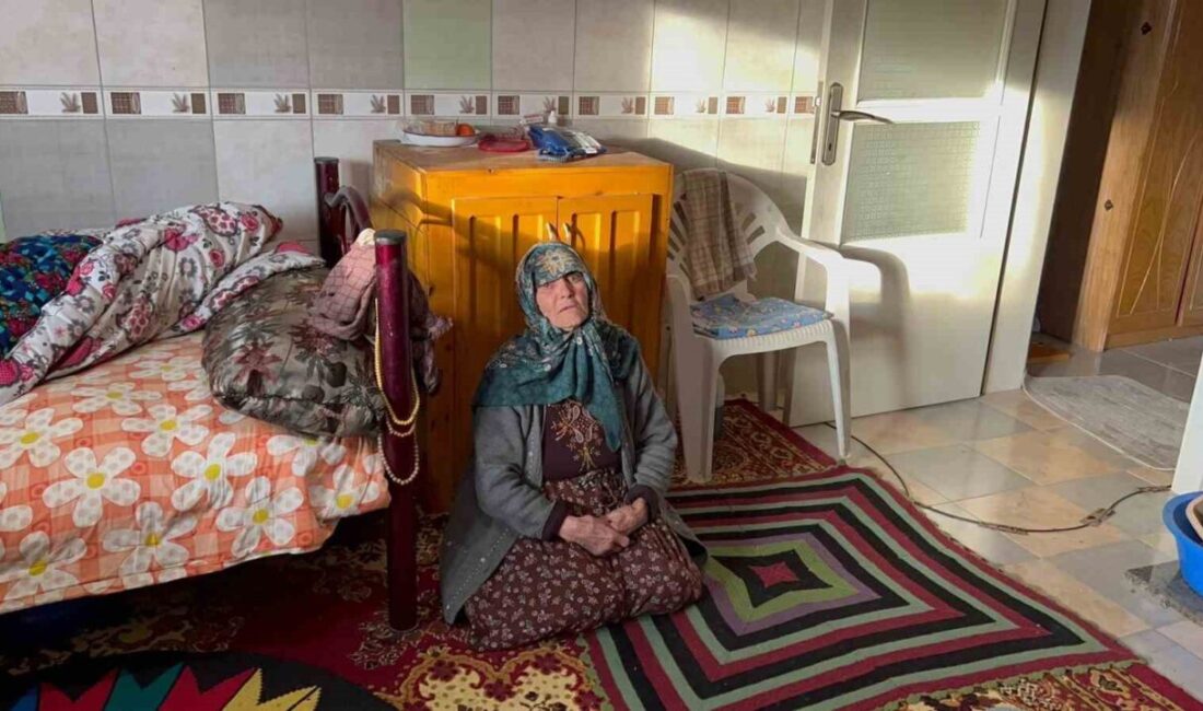 Afyonkarahisar’da 2023 yılında evine giren hırsızlar tarafından elleri bağlandıktan sonra