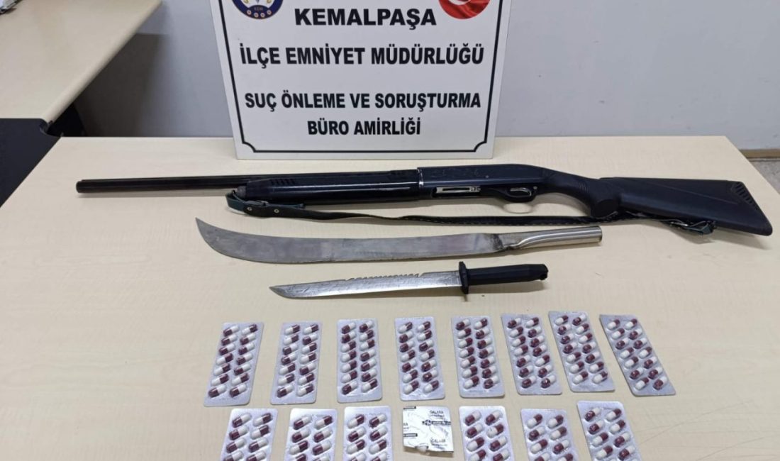 İZMİR (AA) – İzmir'in Kemalpaşa ilçesinde uyuşturucu ticareti yaptıkları iddiasıyla