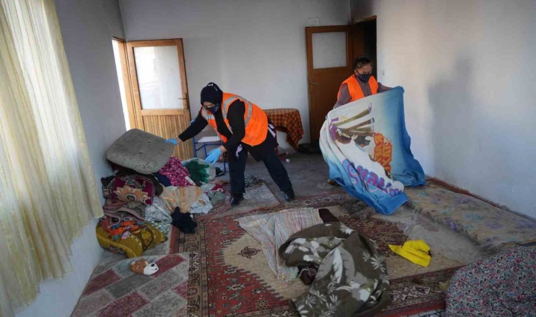Antalya’nın Kepez ilçesi Esentepe Mahallesi’nde çıkan yangında ölümle burun buruna