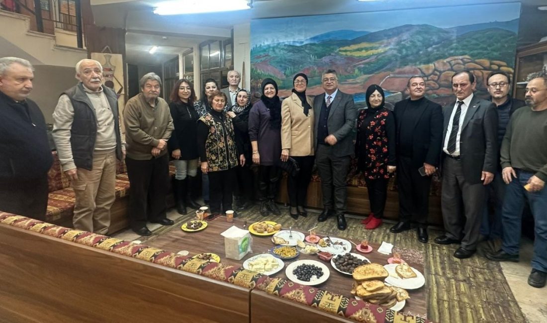 Kütahya Dumlupınar Üniversitesi (DPÜ) Rektörü Prof. Dr. Süleyman Kızıltoprak ve