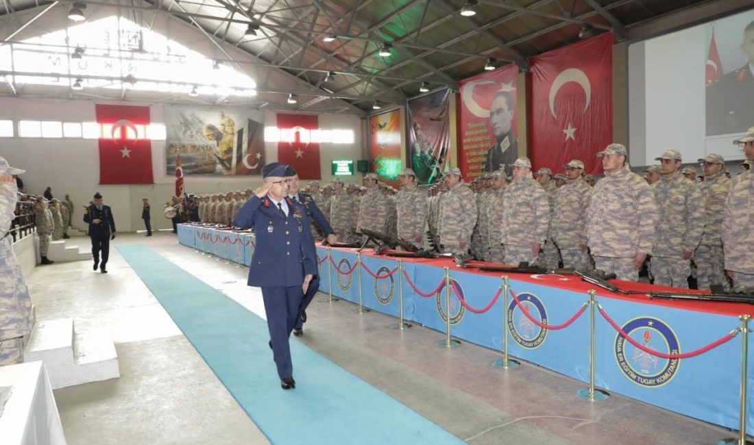 Kütahya Hava Er Eğitim Tugay Komutanlığında düzenlenen 2024-4C tertip yükümlü