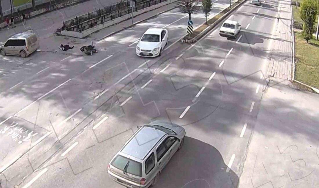 Kütahya’da meydana gelen trafik kazasında ağır yaralanan 18 yaşındaki İlker