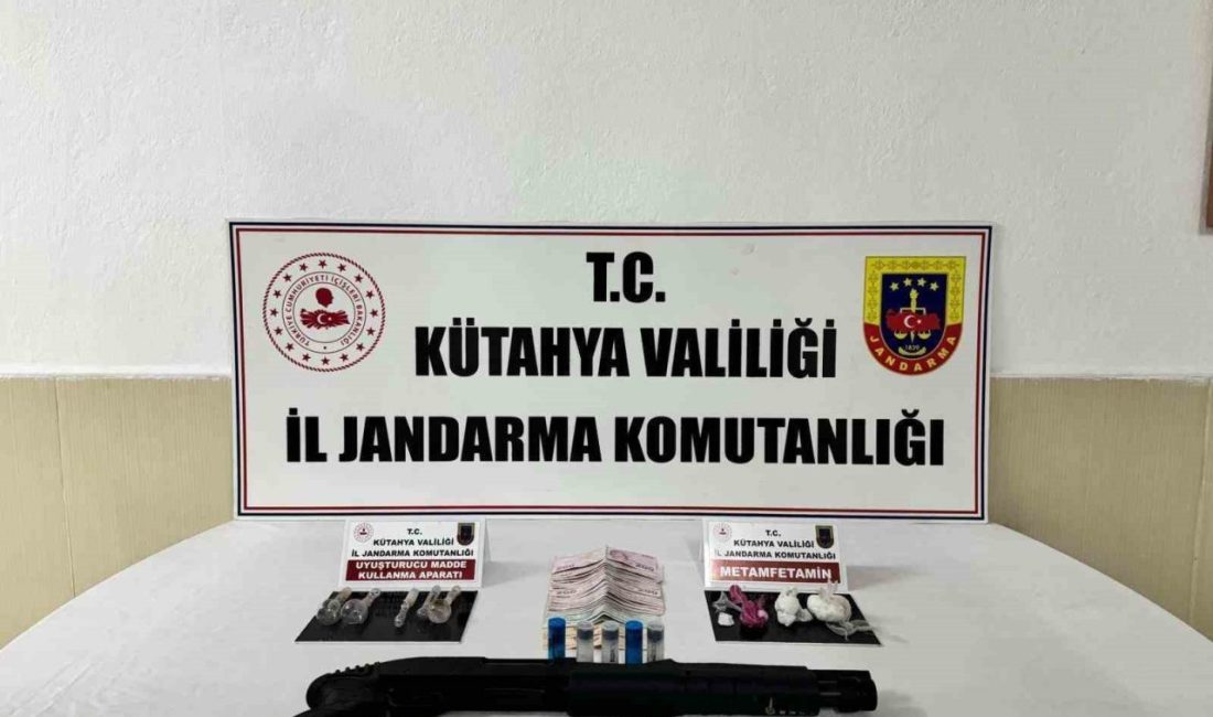 Kütahya İl Jandarma Komutanlığı, uyuşturucu suçlarıyla mücadele kapsamında yürütülen çalışmalar