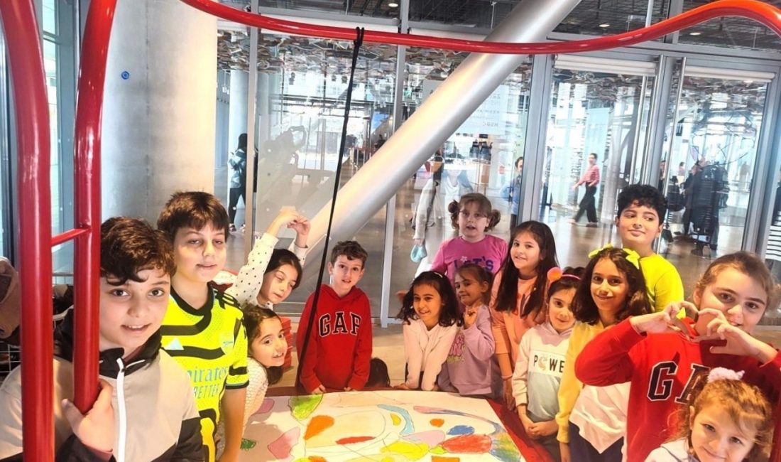 Maltepeli çocuklar yarıyıl tatilinde Türkiye’nin ilk modern ve çağdaş sanat