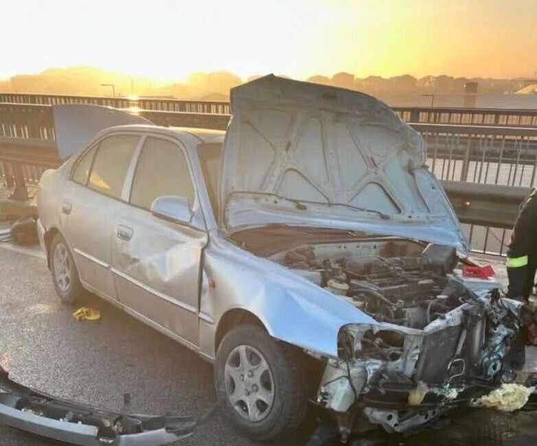 Balıkesir’in Bandırma ilçesinde çalıştığı hastaneye giderken geçirdiği trafik kazası sebebiyle