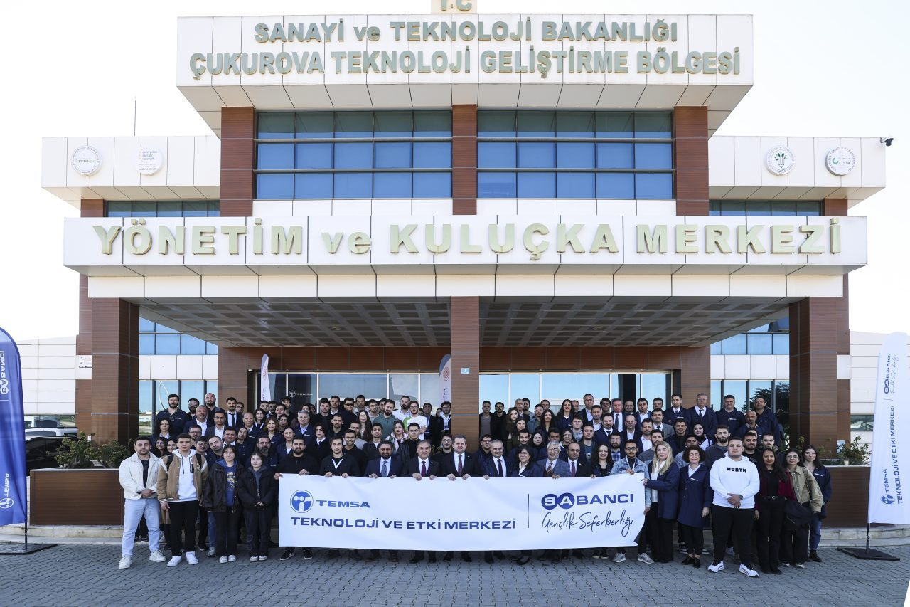 - Sabancı Holding Mobilite Çözümleri Grup Başkanı Cevdet Alemdar:
- "Merkezlerimizle
