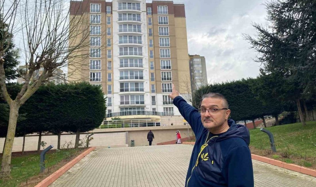 İstanbul Pendik’te yaşayan Uğur Aksu’nun, kayınvalidesi ve kayınpederinin oturması için