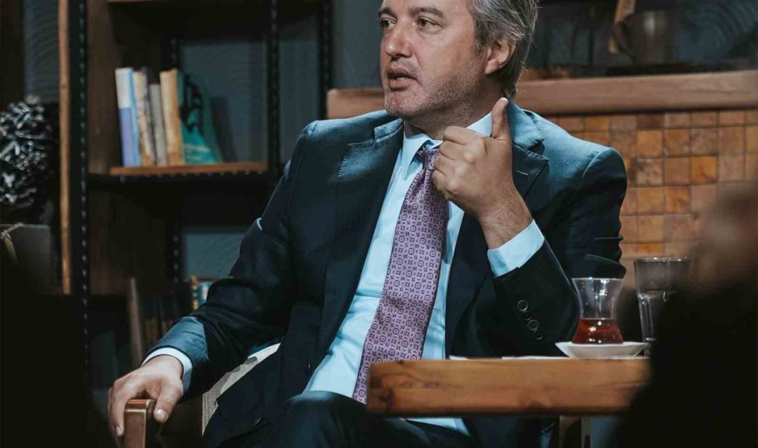 Politikacı Yakup Türkal’ın Çin medyasına tanıttığı ’Vatandaş Kart Sistemi’ Çin