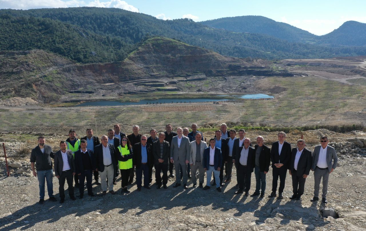 - Yeniköy Kemerköy Enerji Genel Müdürü Mehmet Eroğlu:
- "Projemiz içerisinde