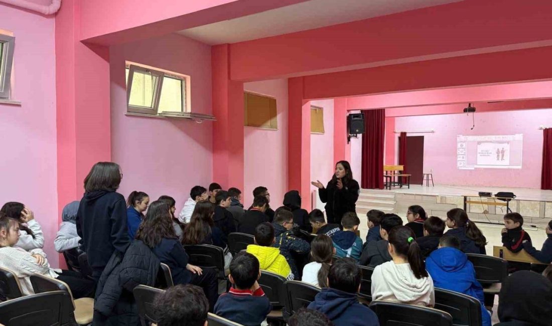 Bilecik’te Toplum Destekli Polislik Şube Müdürlüğü tarafından 250 ortaokul öğrencilerine