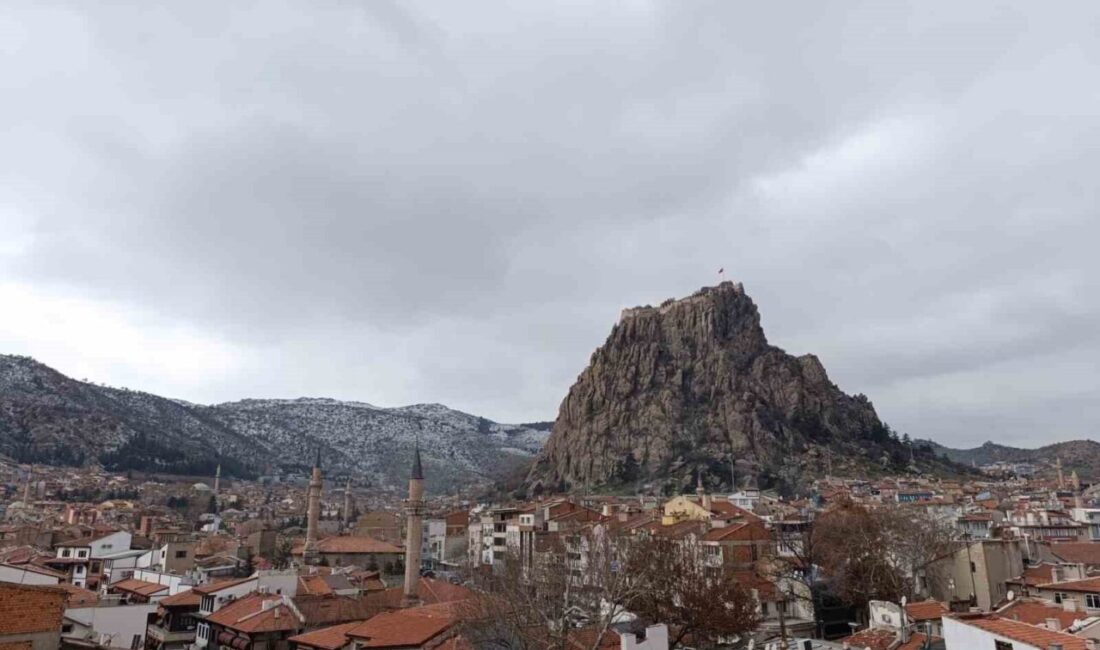 Meteorolojik verilere göre, Afyonkarahisar’da sıcaklıkların bu hafta eksi 5 derecelere