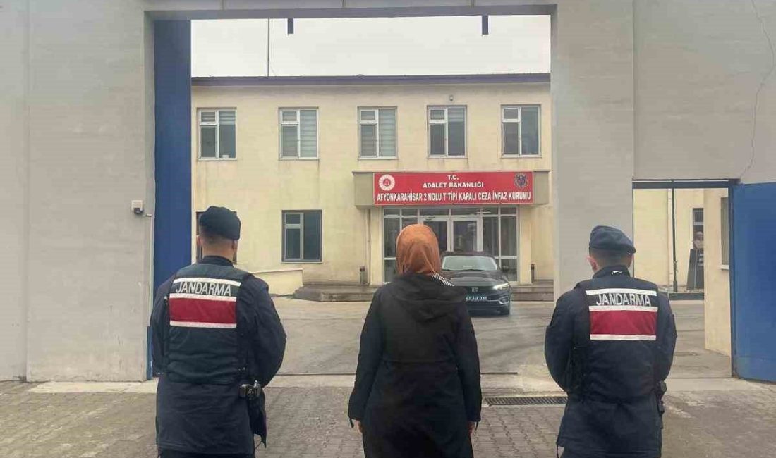 Afyonkarahisar’da silahlı terör örgütüne üye olması suçundan aranan kadın şahıs