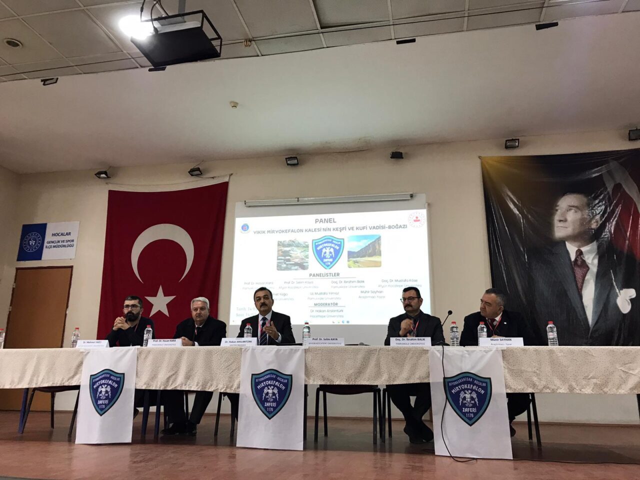 AFYONKARAHİSAR (AA) – Afyonkarahisar'ın Hocalar ilçesinde "Yıkık Miryokefalon Kalesinin Keşfi