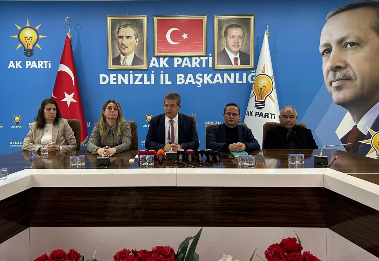 DENİZLİ (AA) – AK Parti İl Başkanı Muhammet Subaşıoğlu, vatandaşları