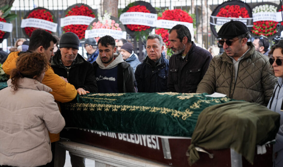 İZMİR (AA) – Çalışma ve Sosyal Güvenlik Bakanı Vedat Işıkhan'ın,