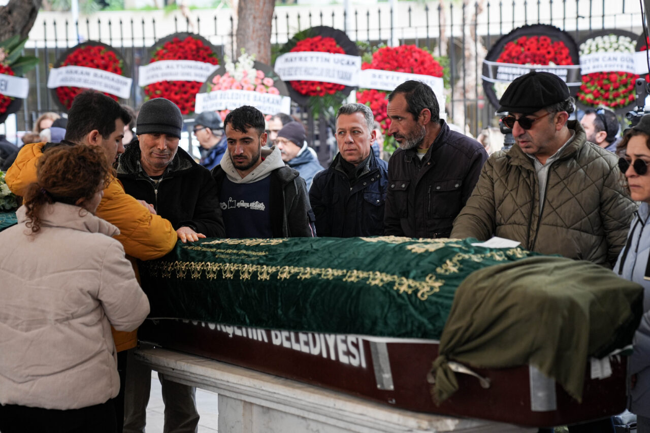 İZMİR (AA) – Çalışma ve Sosyal Güvenlik Bakanı Vedat Işıkhan'ın,