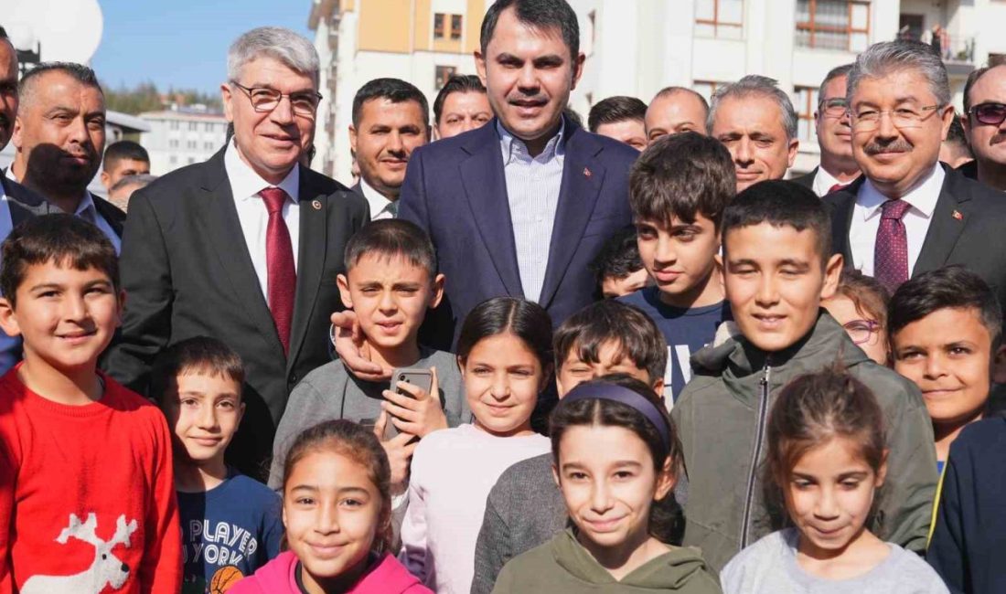 Çevre, Şehircilik ve İklim Değişikliği Bakanı Murat Kurum, Osmaniye’de depremzede