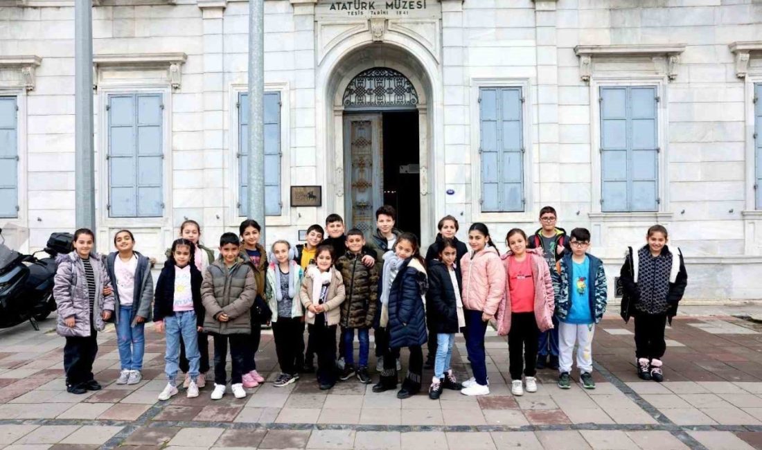 Bayraklı Belediyesi tarafından düzenlenen yarıyıl tatili etkinlikleri, çocuklara unutulmaz anlar