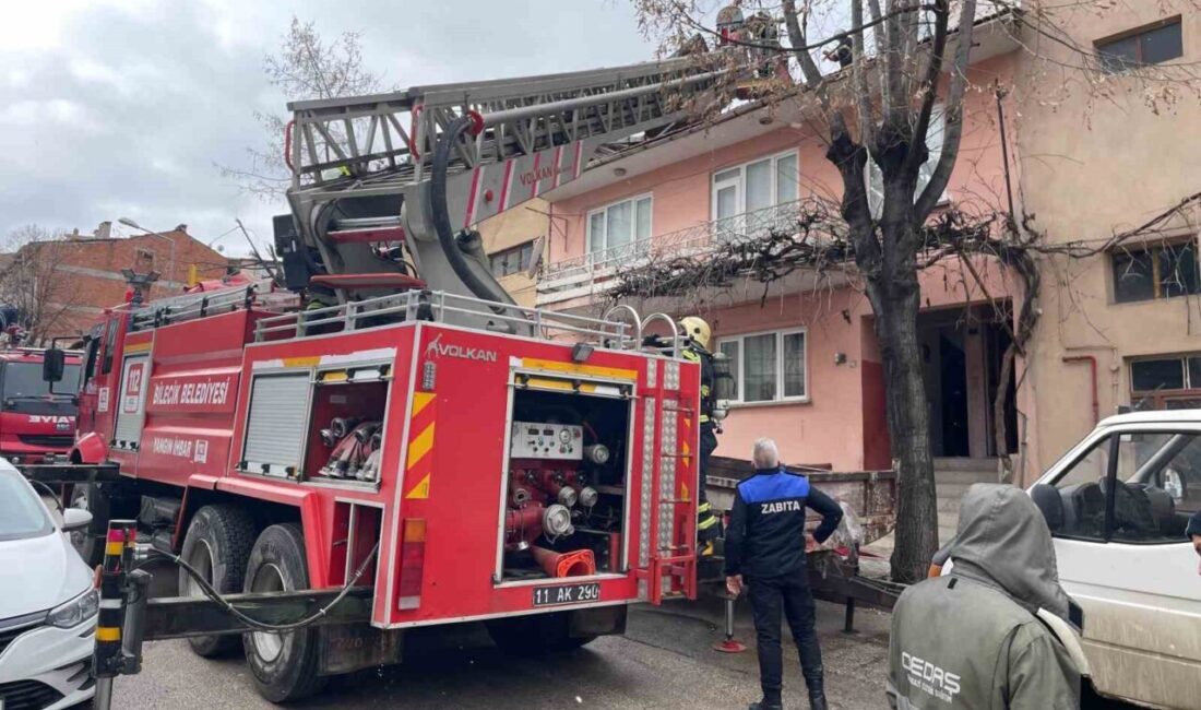 Bilecik’te 2 katlı bir evin bacasında çıkan yangın kısa sürede