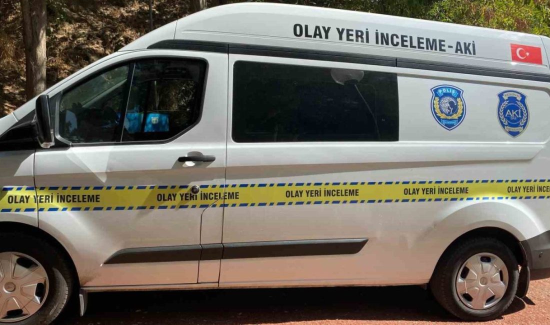 Aydın’ın Koçarlı ilçesinde çalıştığı çatıda bir anda fenalaşan bir vatandaş