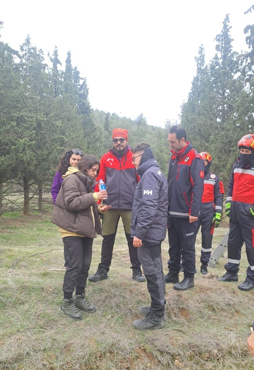 DENİZLİ (AA – Denizli'nin Pamukkale ilçesinde uçuş sırasında kontrolü kaybederek