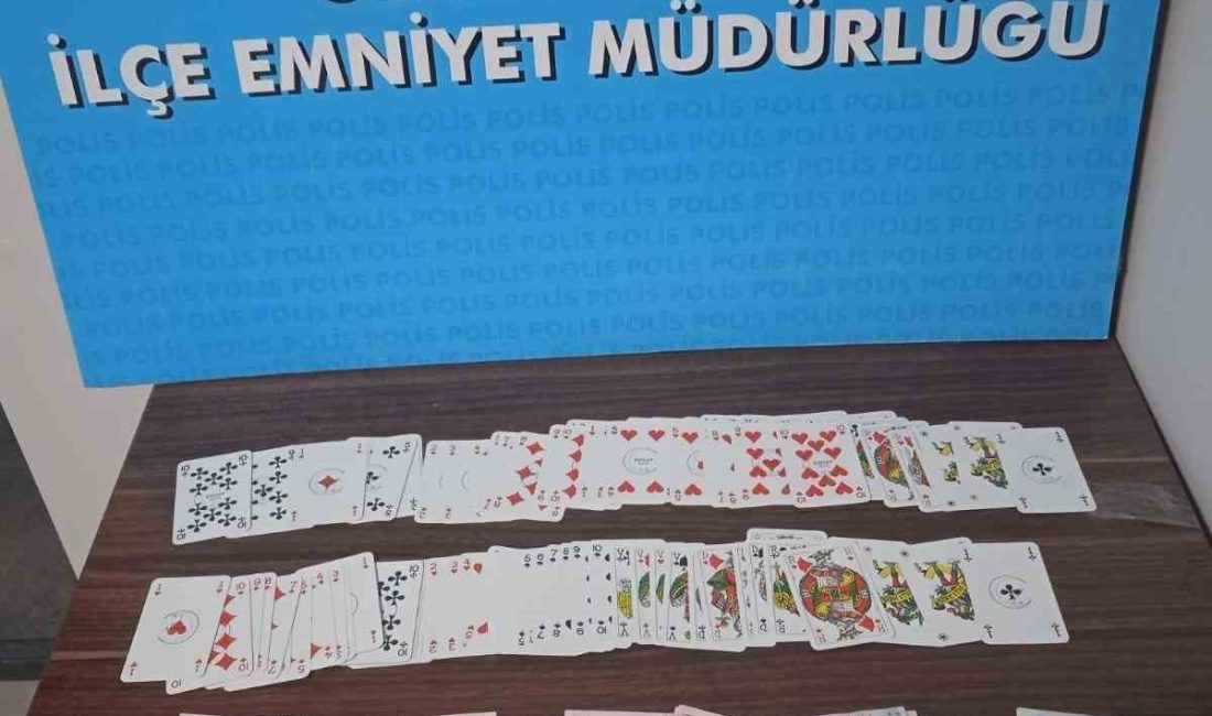 Eskişehir’de polis ekiplerince yapılan denetimlerde bir dernekte yasadışı kumar oynatıldığı