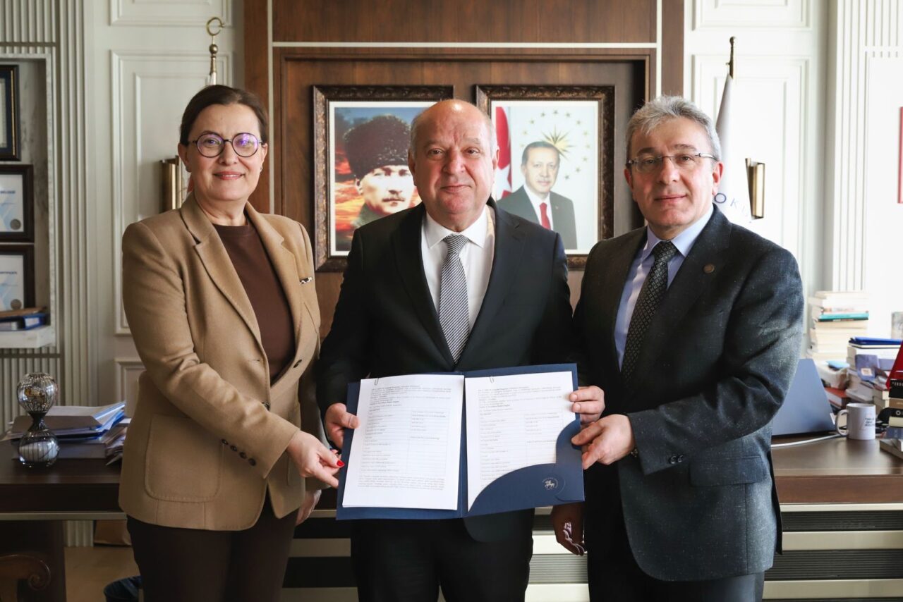 İZMİR (AA) – Dokuz Eylül Üniversitesi (DEÜ) ile İzmir Çalışma