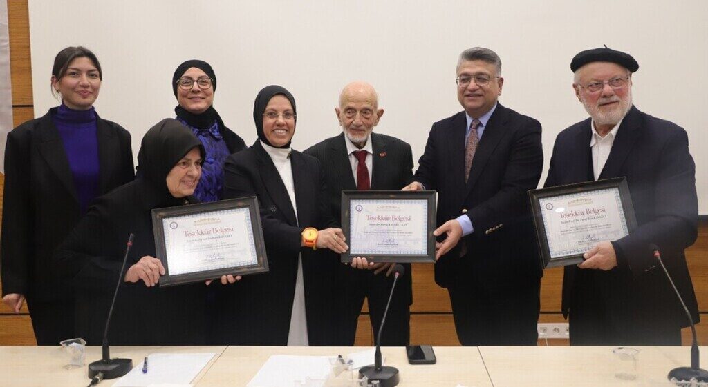 Kütahya Dumlupınar Üniversitesi (DPÜ), “Akademik Zaman Tünelinde Bir Seyahat, İki
