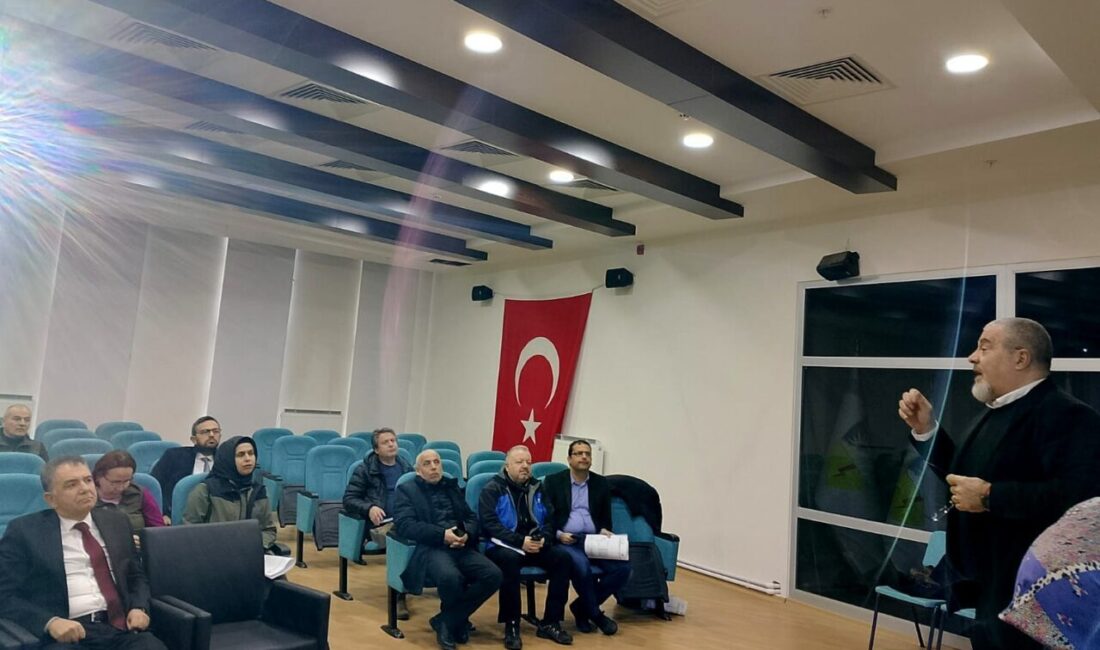 AFYONKARAHİSAR (AA) – Afyonkarahisar Valiliği tarafından hazırlanacak Eber Gölü İçin