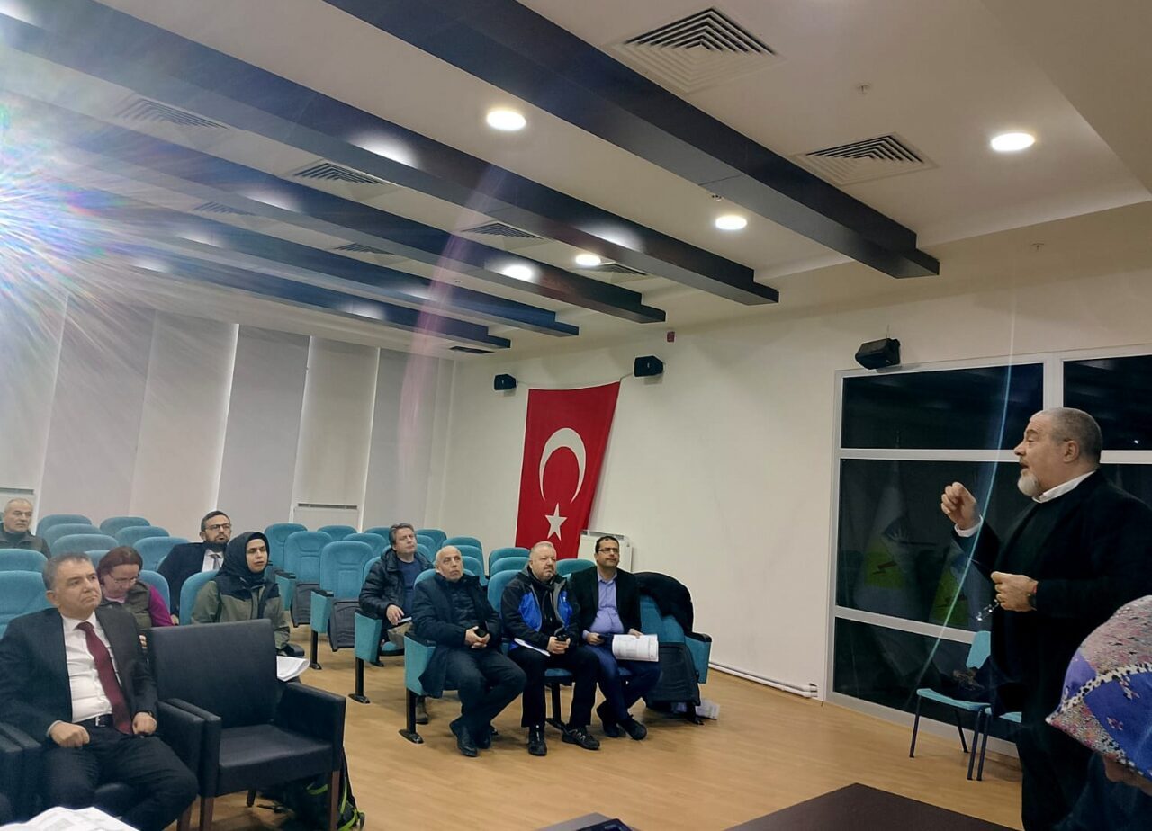 AFYONKARAHİSAR (AA) – Afyonkarahisar Valiliği tarafından hazırlanacak Eber Gölü İçin